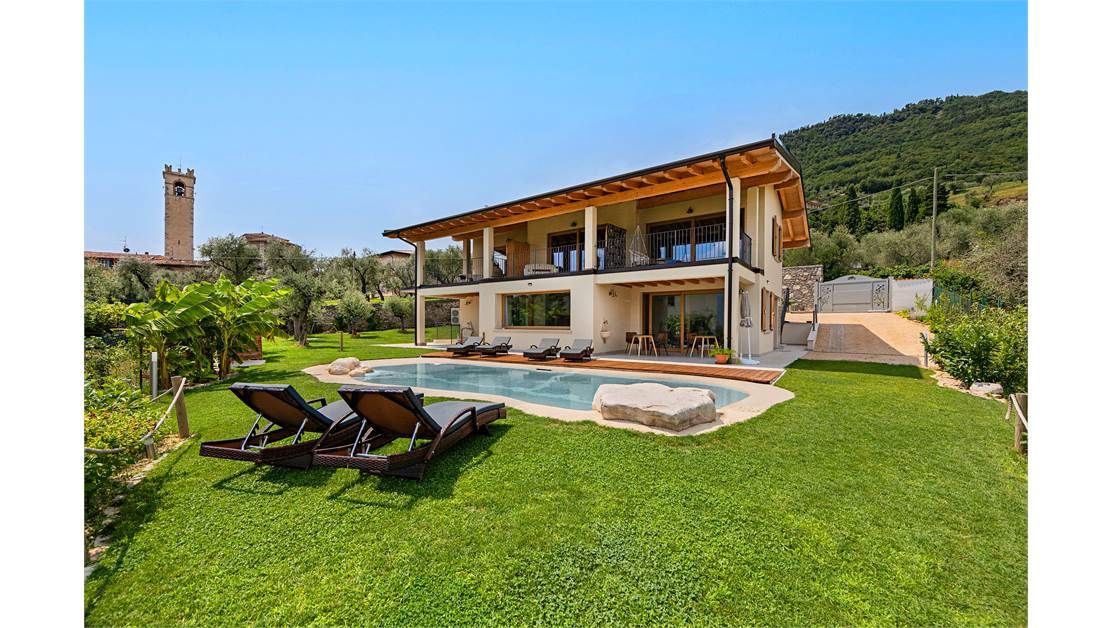 Villa on Lake Garda, Italy, 280 m² - picture 5