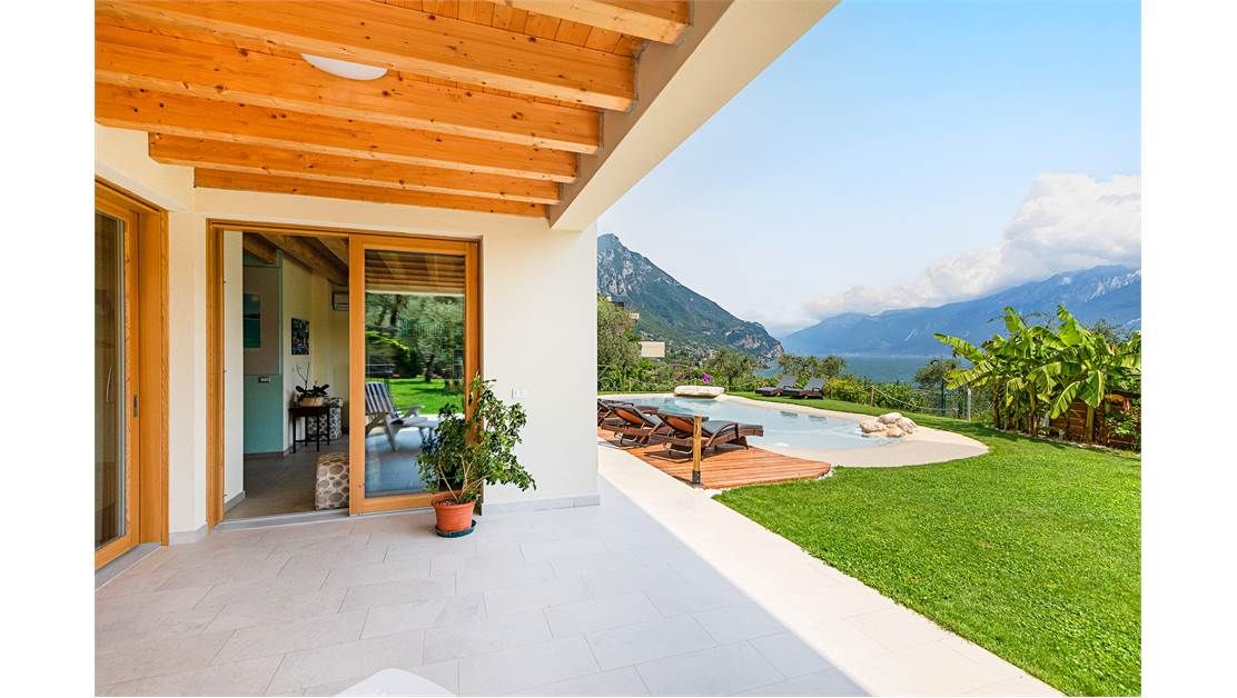 Villa on Lake Garda, Italy, 280 m² - picture 4