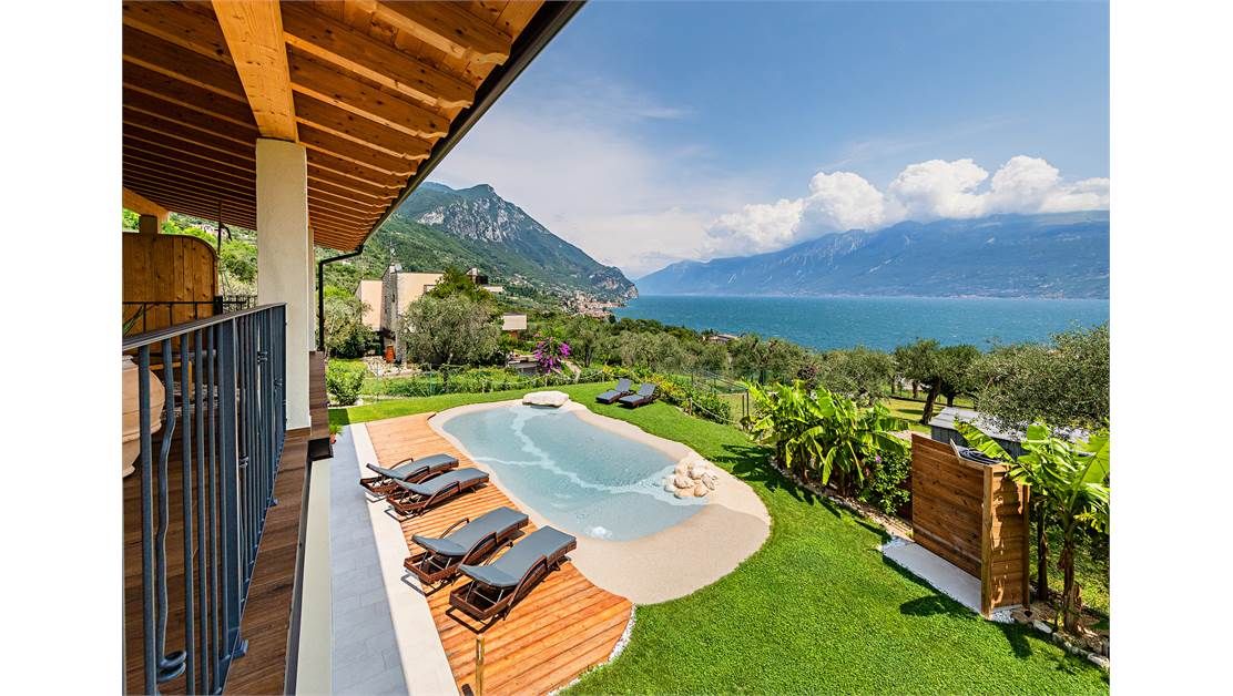 Villa in Gardasee, Italien, 280 m² - Foto 1