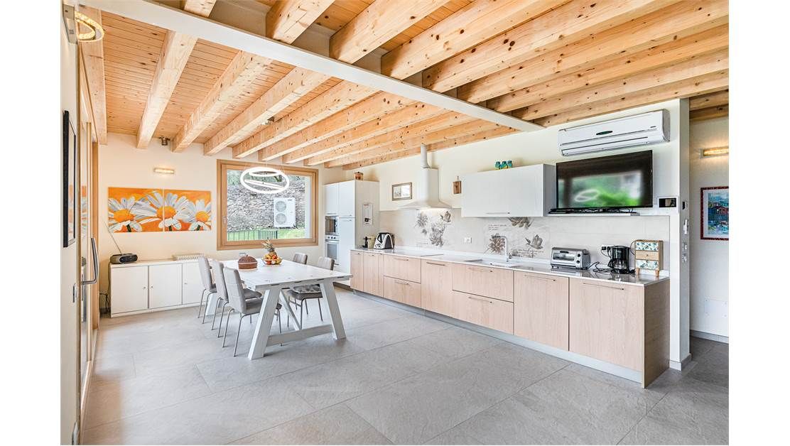 Villa on Lake Garda, Italy, 280 m² - picture 15