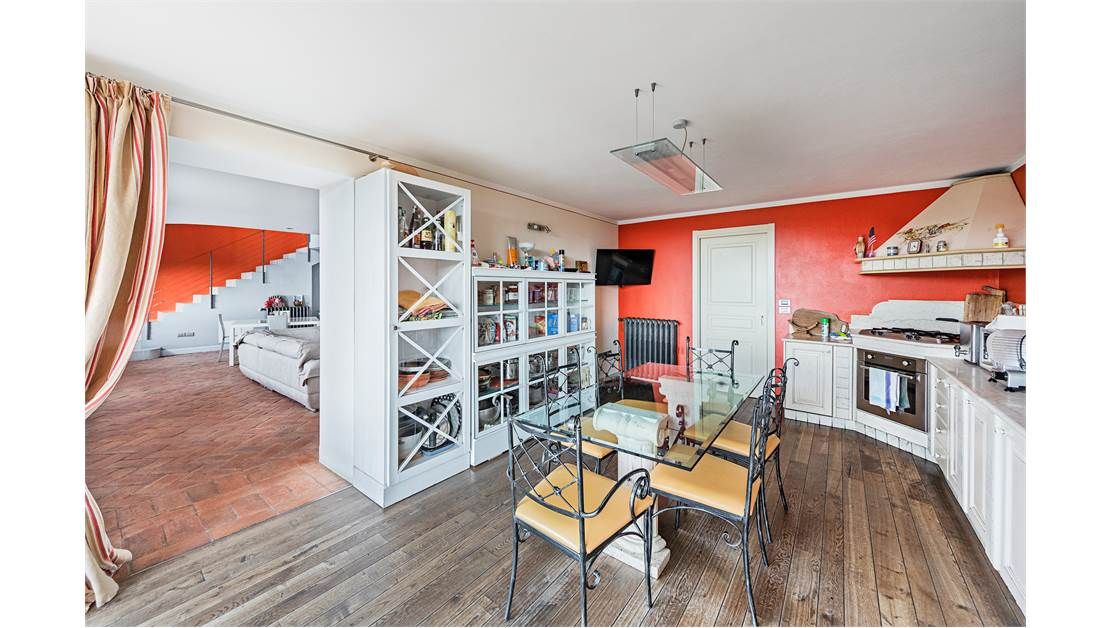 Finca por Lago de Garda, Italia, 438 m² - imagen 10