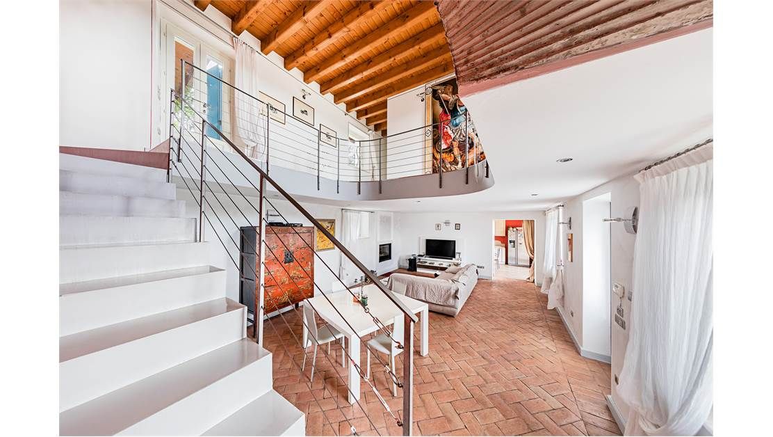 Finca por Lago de Garda, Italia, 438 m² - imagen 6