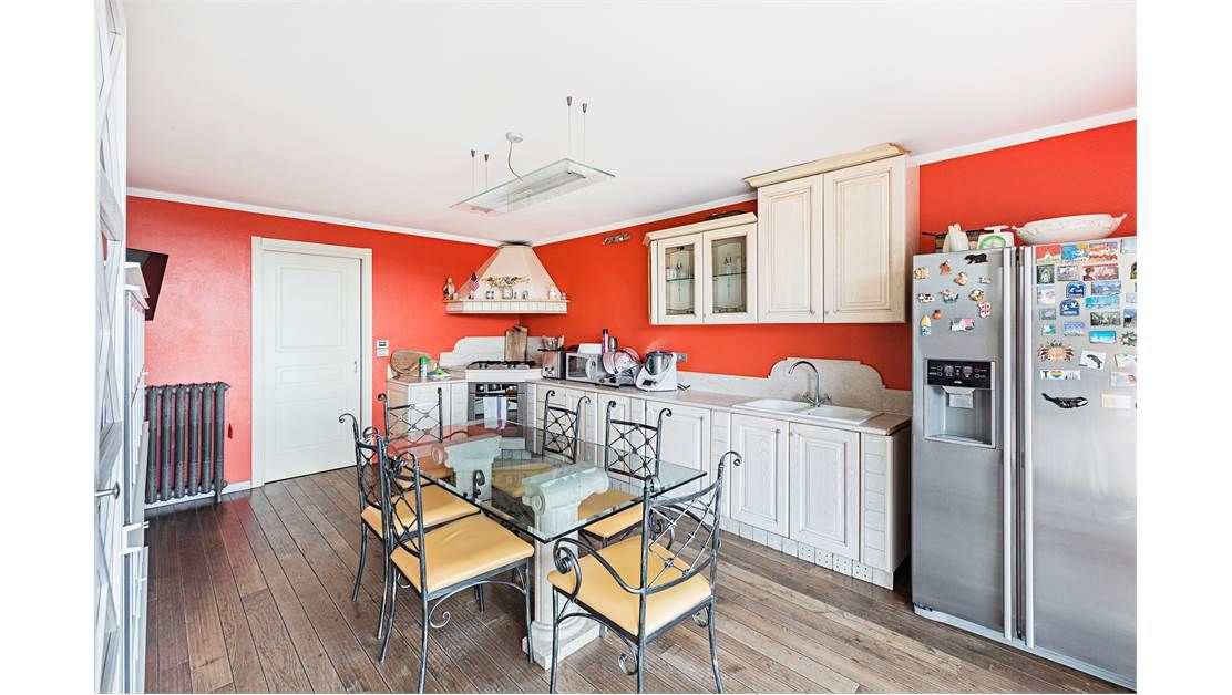 Finca por Lago de Garda, Italia, 438 m² - imagen 9