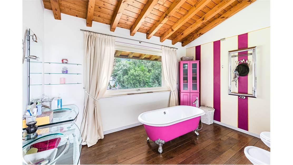 Finca por Lago de Garda, Italia, 438 m² - imagen 17