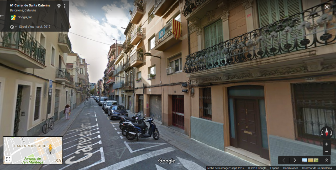 Commercial apartment building in Barcelona, Spain, 448 m² - picture 1