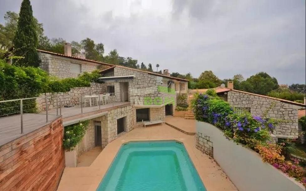 Villa Lazurnyj bereg, France, 337 m² - image 1