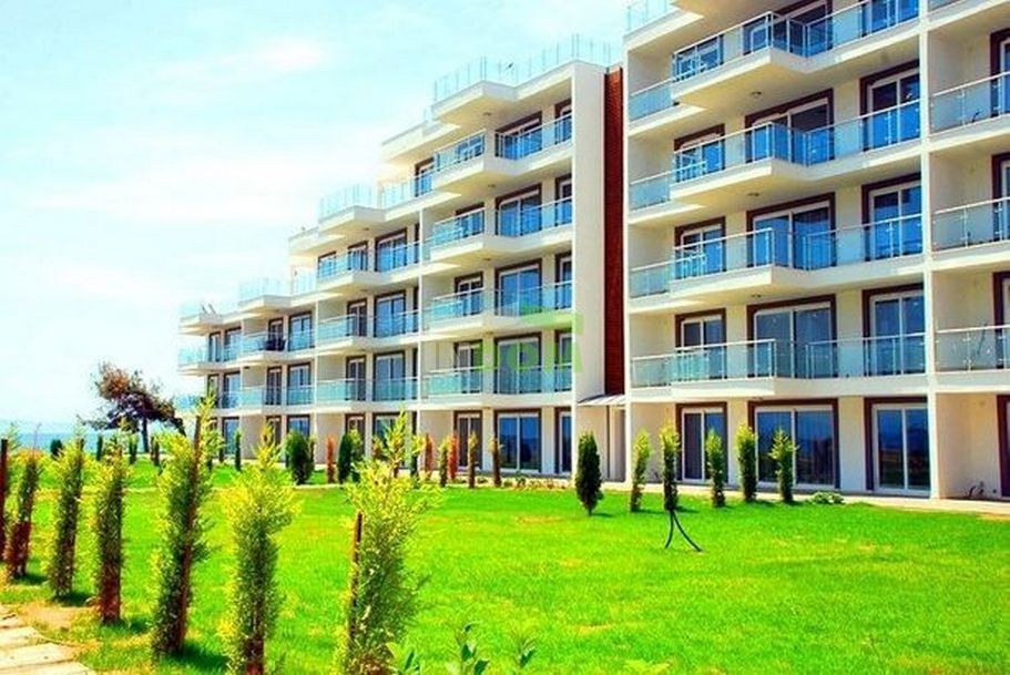 Hotel en Izmir, Turquia, 32 000 m² - imagen 1