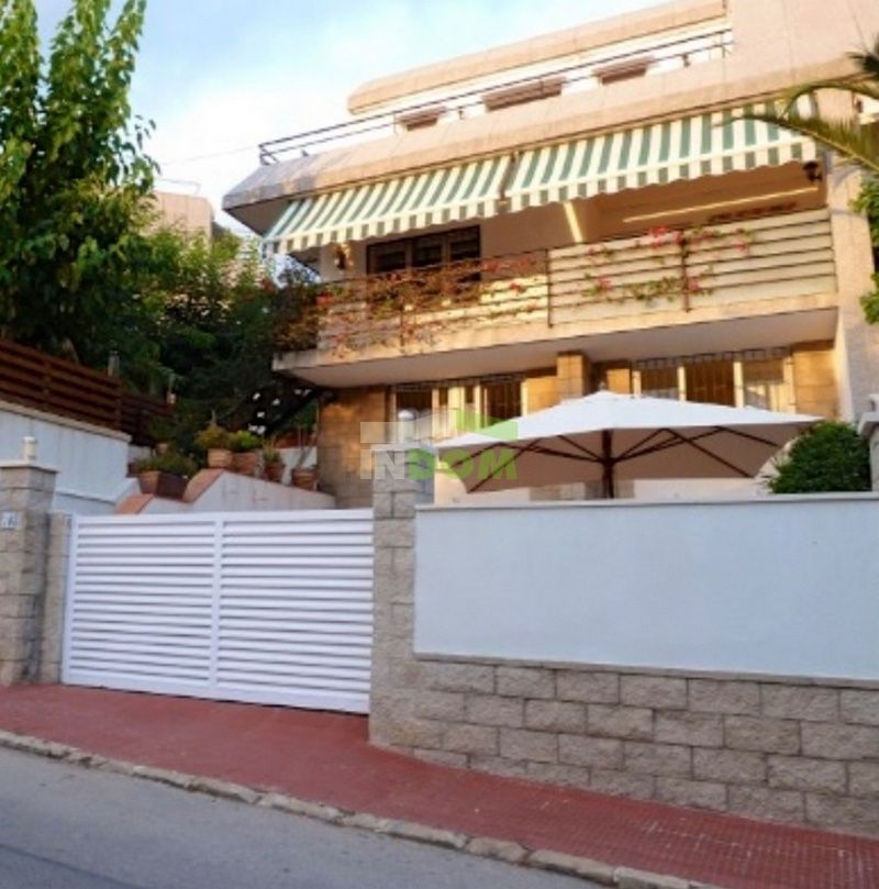 Haus in Costa Daurada, Spanien, 260 m² - Foto 1