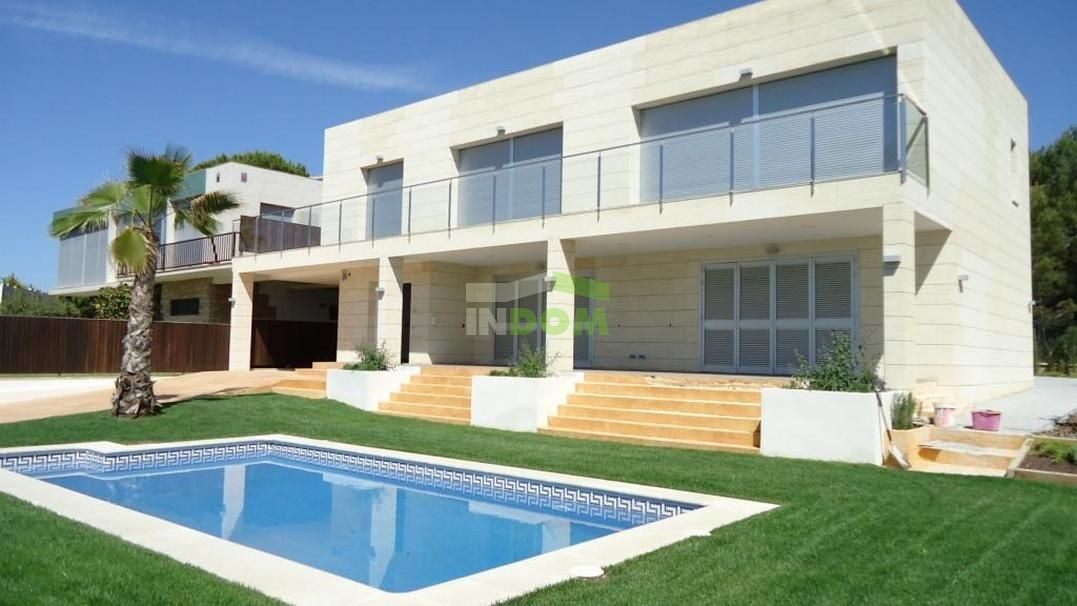 Villa en la Costa Dorada, España, 307 m² - imagen 1