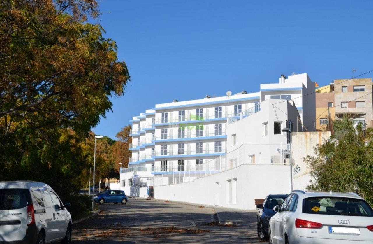 Hotel in Costa del Maresme, Spanien, 2 732 m² - Foto 1