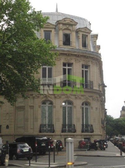 Hotel in Paris, France, 3 332 m² - picture 1