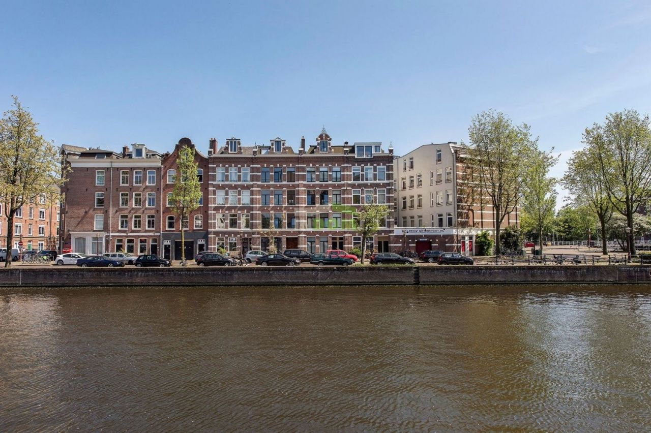 Appartement à Amsterdam, Pays-Bas, 56 m² - image 1