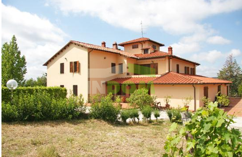 Commercial property Toskana, Italy, 1 000 m² - picture 1