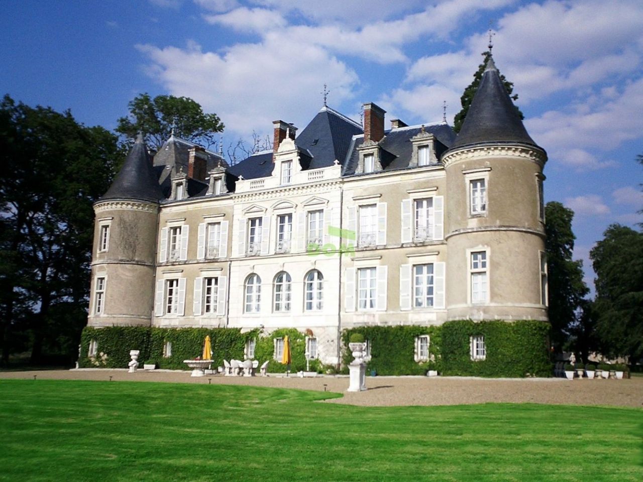 Castillo Dolina Luary, Francia, 1 400 m² - imagen 1