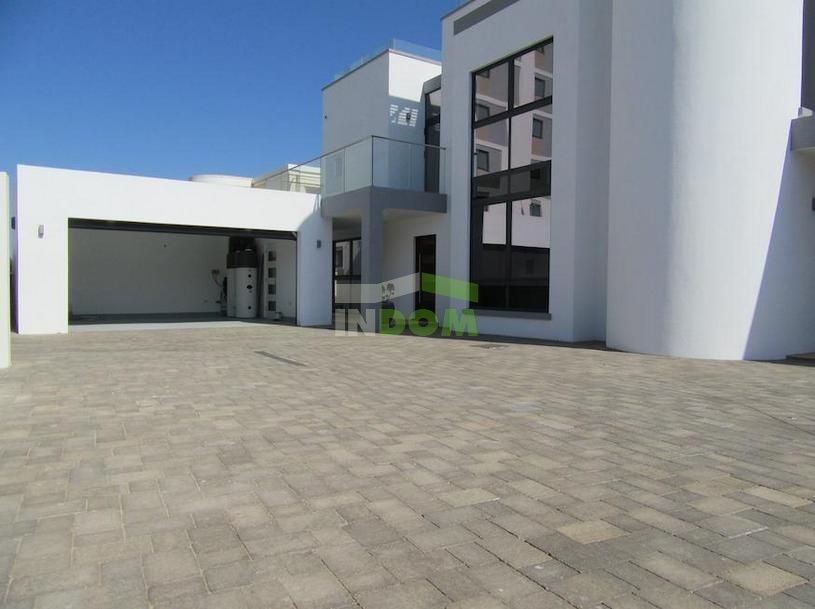 Villa Gibraltar, Gibraltar, 310 m² - picture 2
