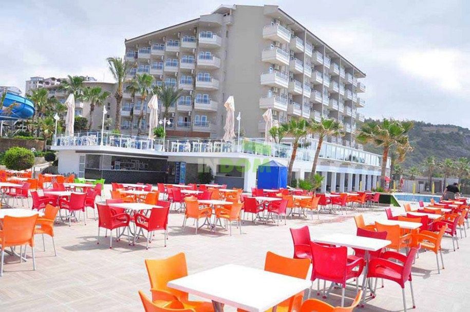 Hotel in Alanya, Turkey - picture 2