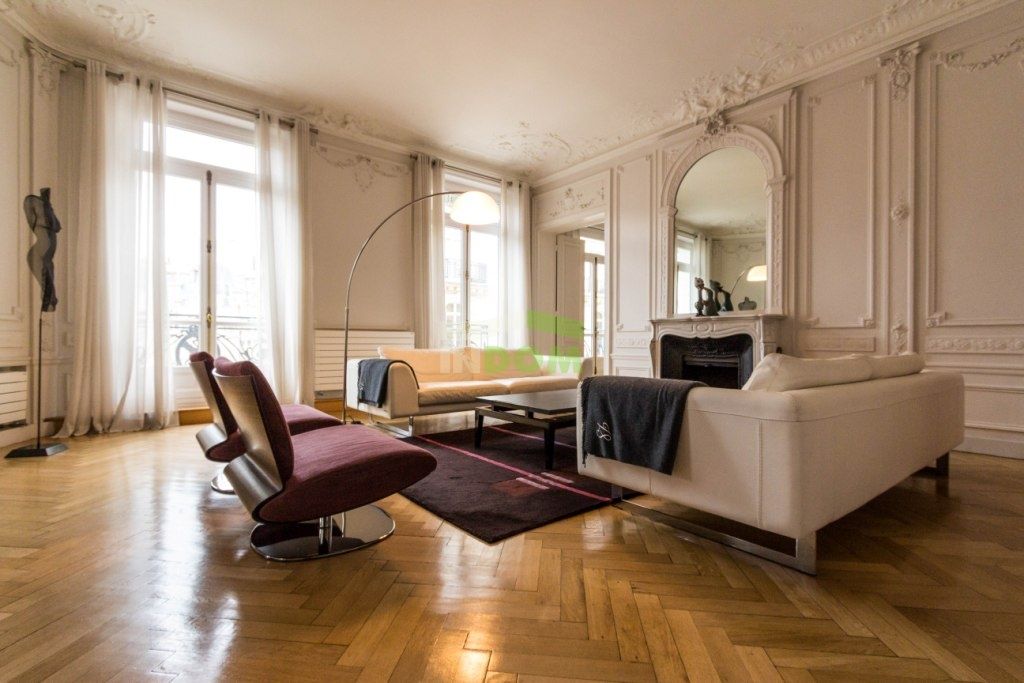 Apartment in Paris, France, 297 m² - picture 2