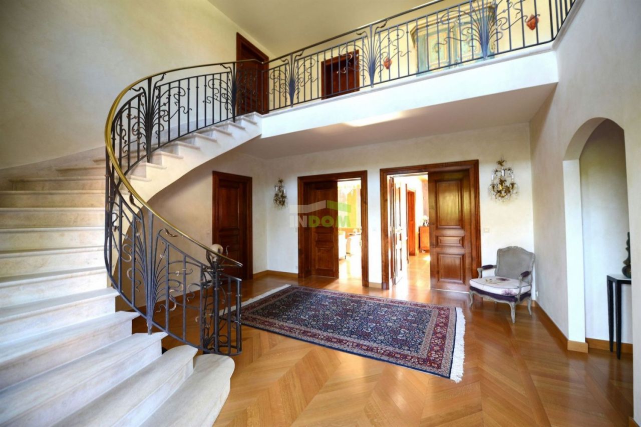 Mansión ZHenevskoe ozero, Francia, 660 m² - imagen 2