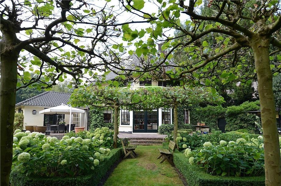 Villa in Amsterdam, Netherlands, 412 m² - picture 2