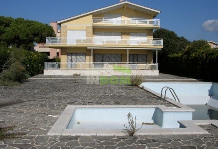 Villa Latsio, Italie, 500 m² - image 2