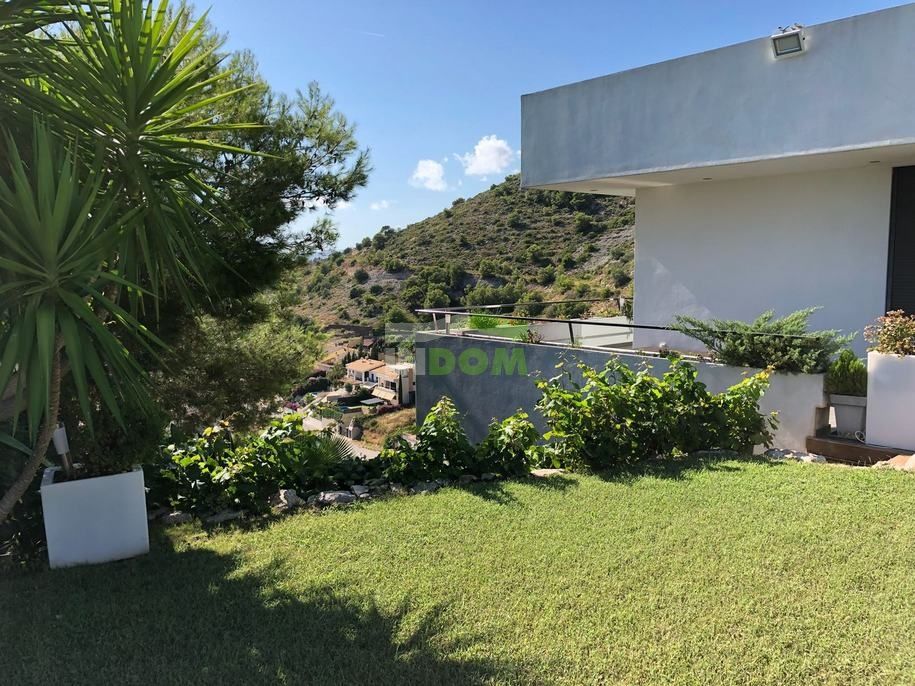 Villa on Costa Daurada, Spain - picture 3