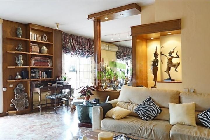 Apartment in Barcelona, Spain, 285 m² - picture 3