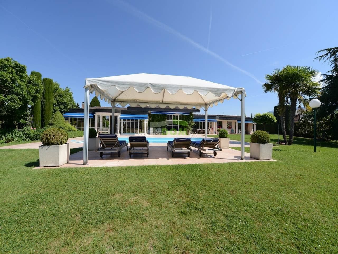 Villa ZHenevskoe ozero, Frankreich, 450 m² - Foto 3