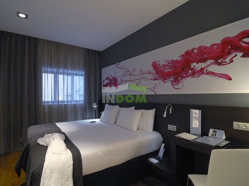 Hotel in Barcelona, Spain - picture 3