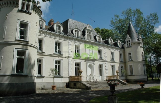 Castle in Paris, France, 900 m² - picture 3
