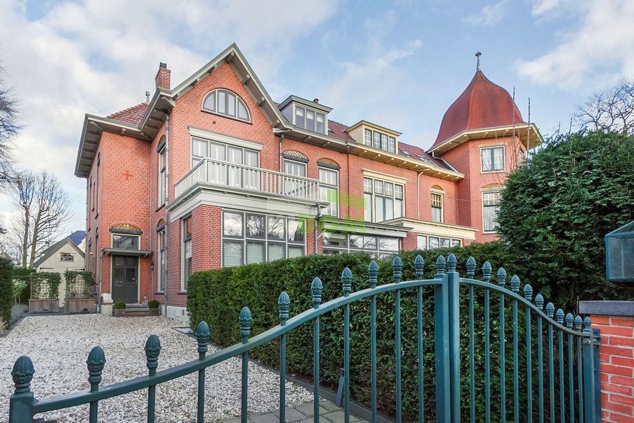 Villa à Amsterdam, Pays-Bas - image 4