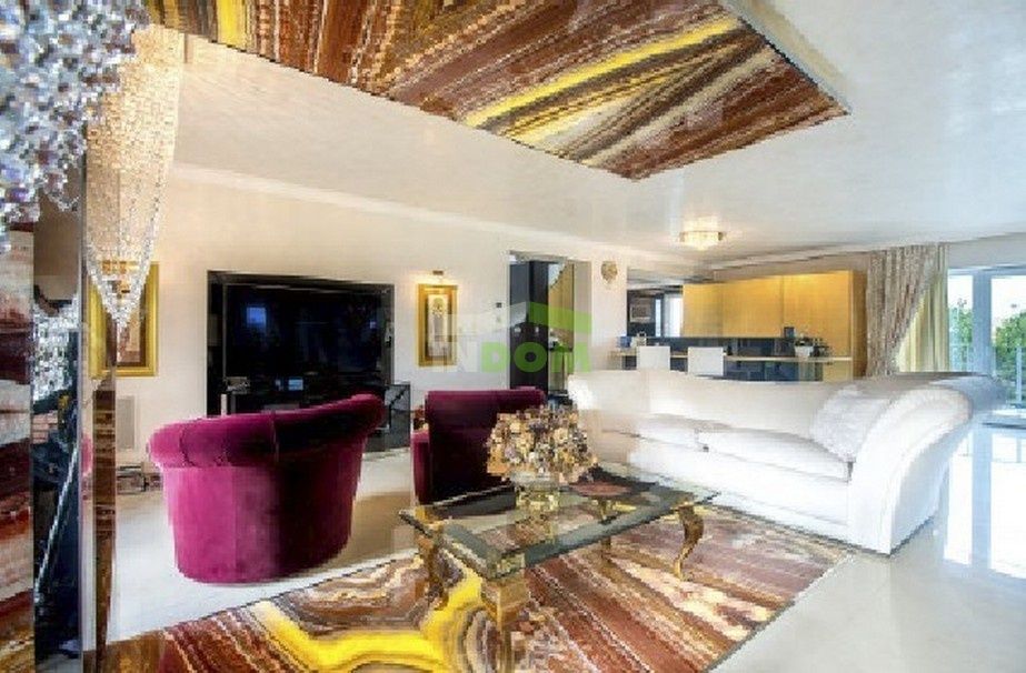 Villa à Prague, Tchèque, 1 472 m² - image 4