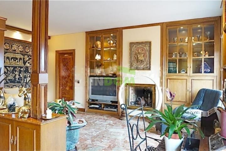 Apartment in Barcelona, Spain, 285 m² - picture 4