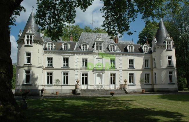 Castle in Paris, France, 900 m² - picture 4