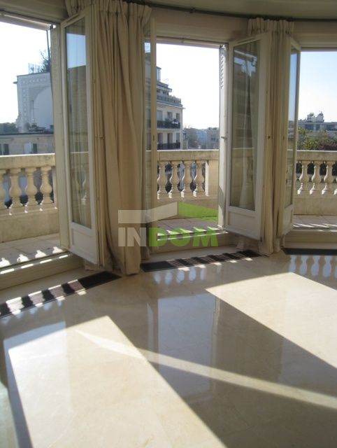 Apartment in Paris, France, 250 m² - picture 4