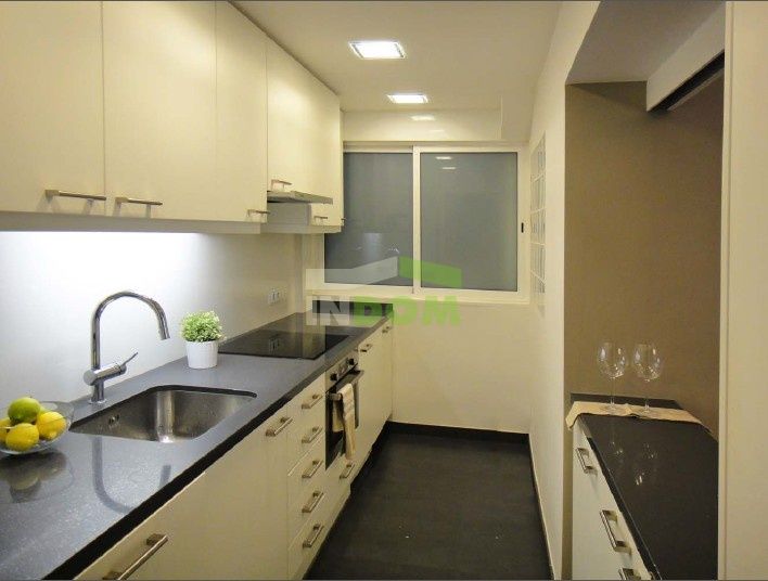 Apartment in Barcelona, Spanien, 90 m² - Foto 4