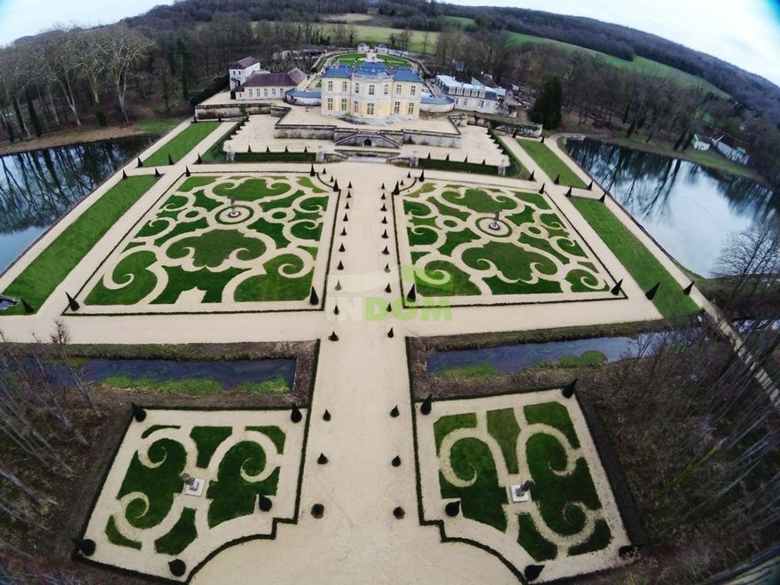 Castillo en Normandía, Francia, 20 000 m² - imagen 5