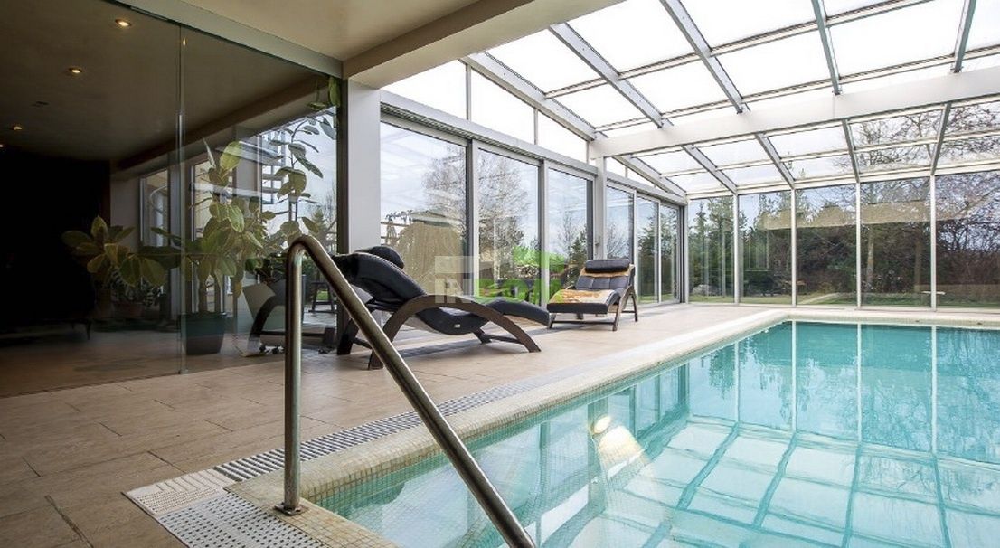 Villa à Prague, Tchèque, 1 472 m² - image 5