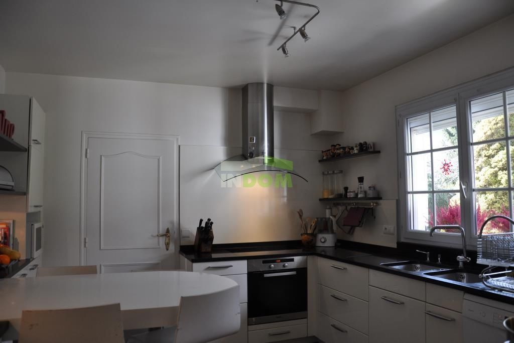 Villa in Divonne-les-Bains, Frankreich, 335 m² - Foto 4