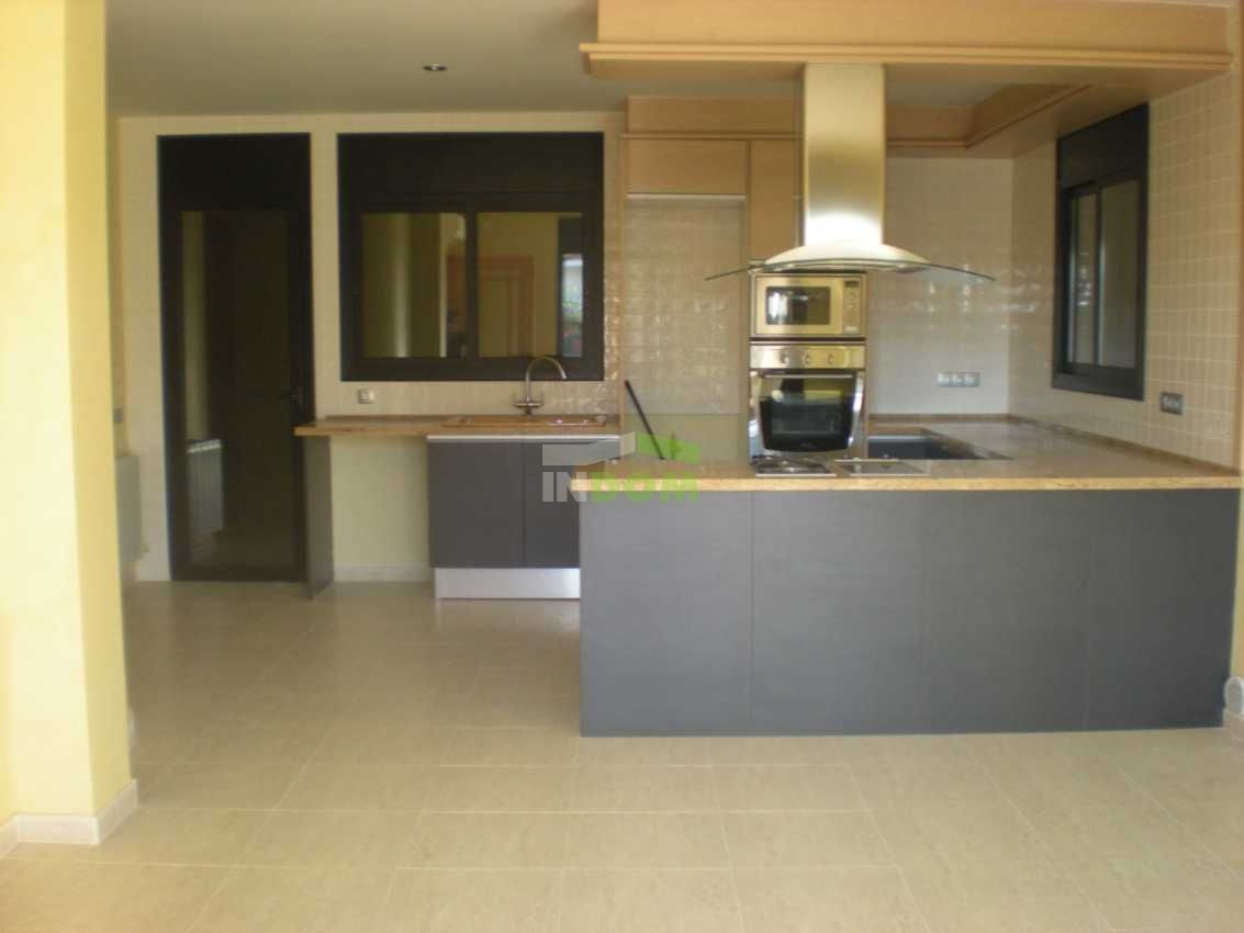 Casa en la Costa Dorada, España, 370 m² - imagen 5