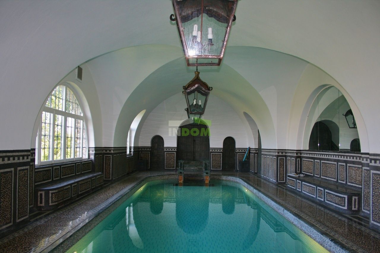 Castle in Paris, France, 1 200 m² - picture 5