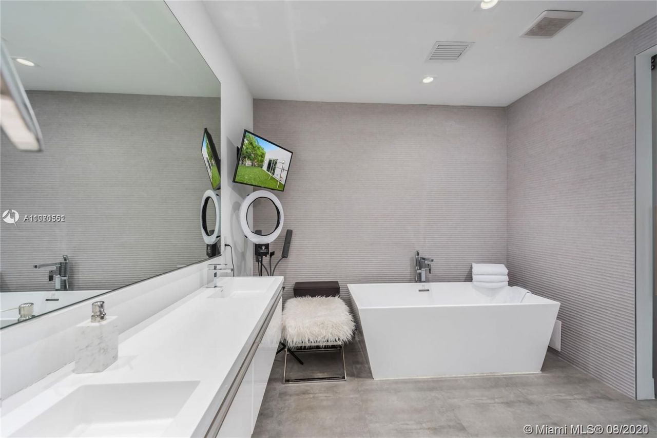 Casa en Miami, Estados Unidos, 280 m² - imagen 7