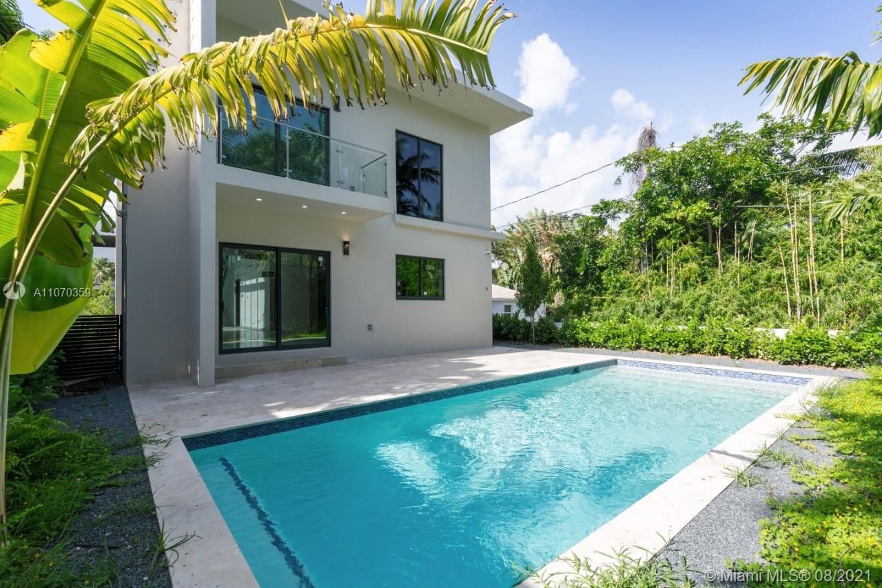 House in Miami, USA, 260 m² - picture 2