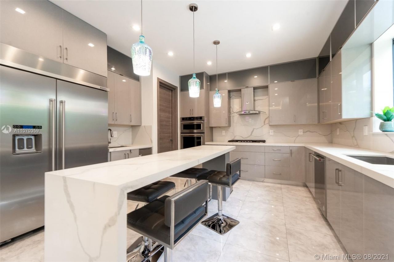 House in Miami, USA, 260 m² - picture 12