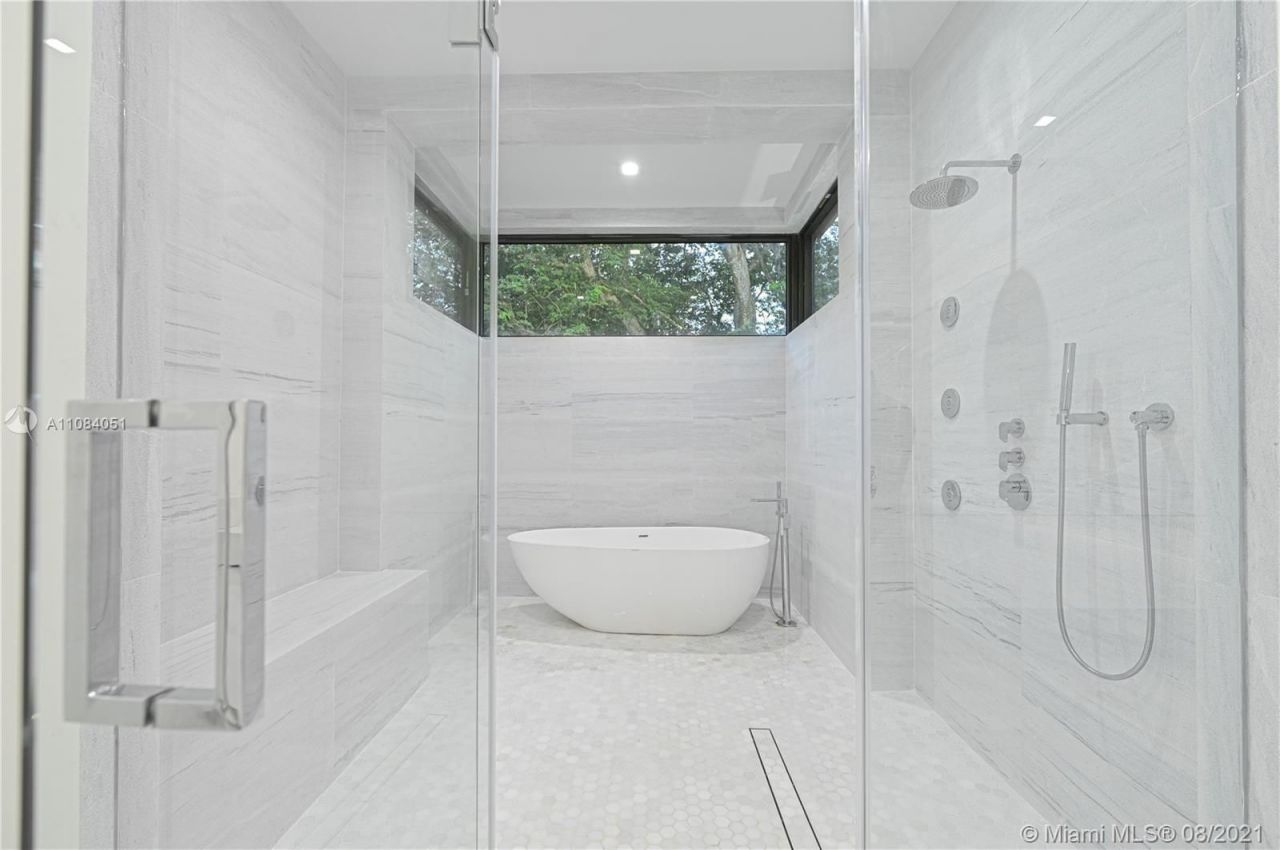 Villa en Miami, Estados Unidos, 550 m² - imagen 6