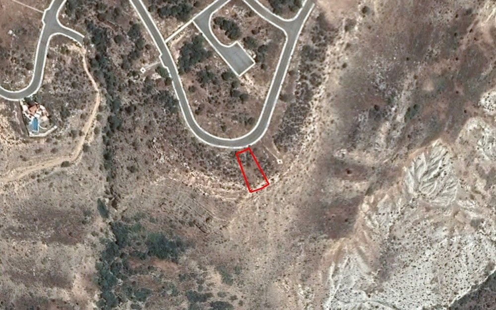 Land in Limassol, Cyprus, 786 m² - picture 1