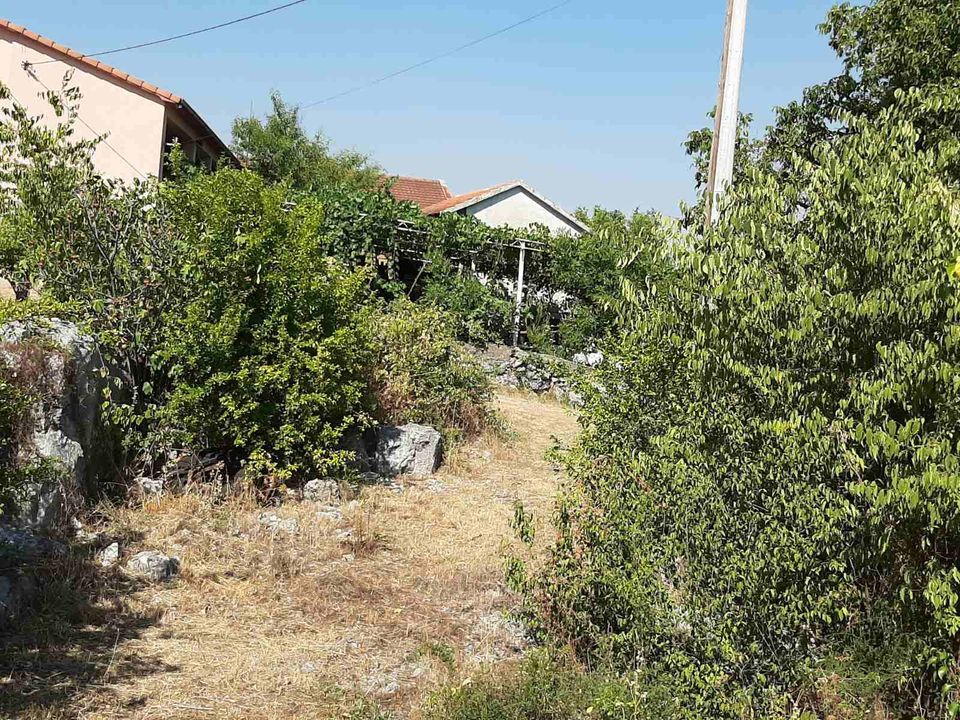 Land in Podgorica, Montenegro, 526 m² - picture 1