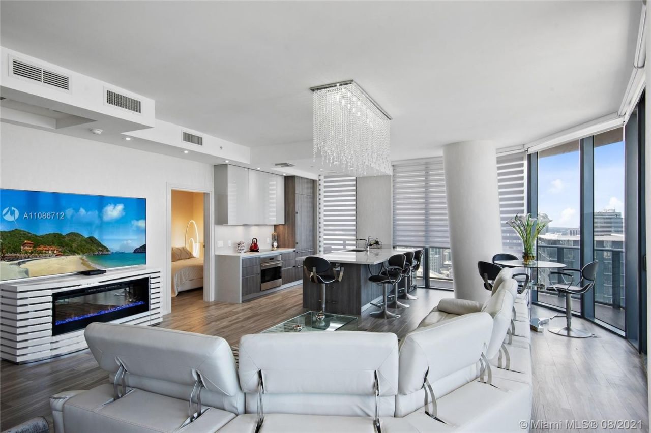 Apartamento en Miami, Estados Unidos, 110 m² - imagen 13