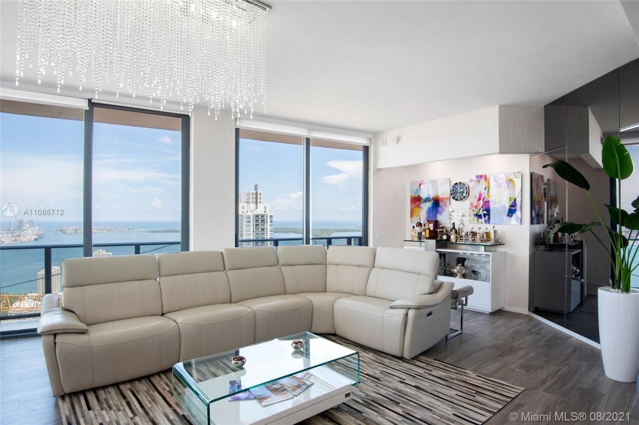 Apartamento en Miami, Estados Unidos, 110 m² - imagen 14