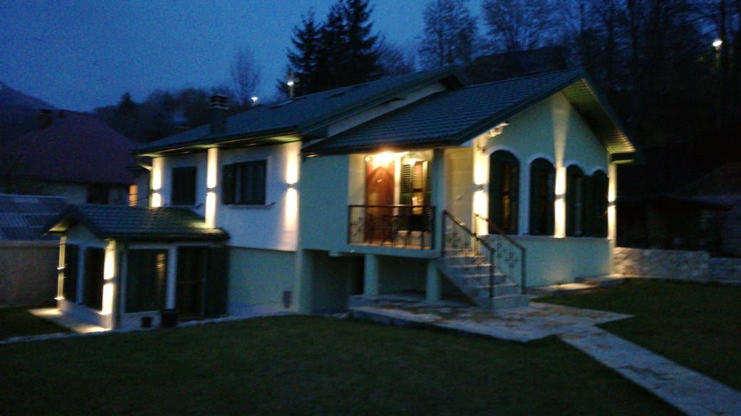 Maison à Kolasin, Monténégro, 200 m² - image 1