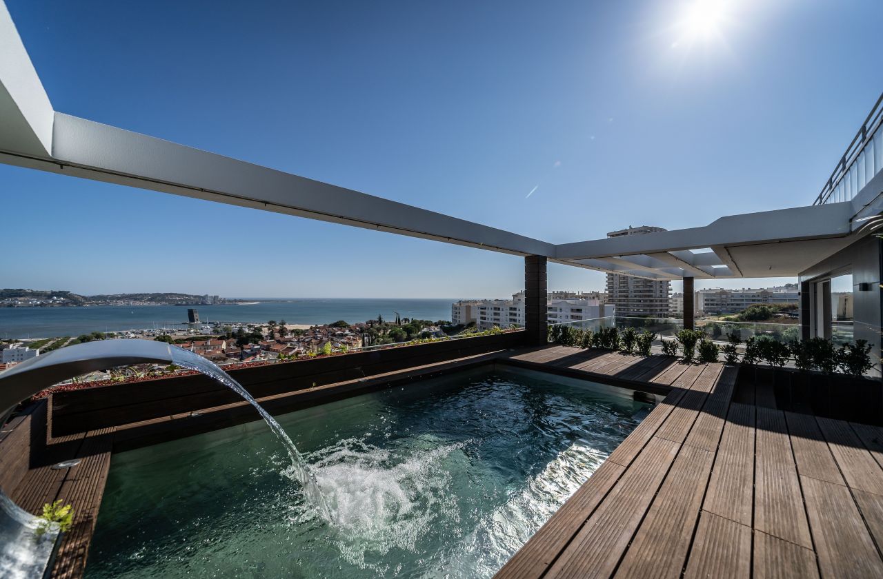 Penthouse à Oeiras, Portugal, 470 m² - image 1